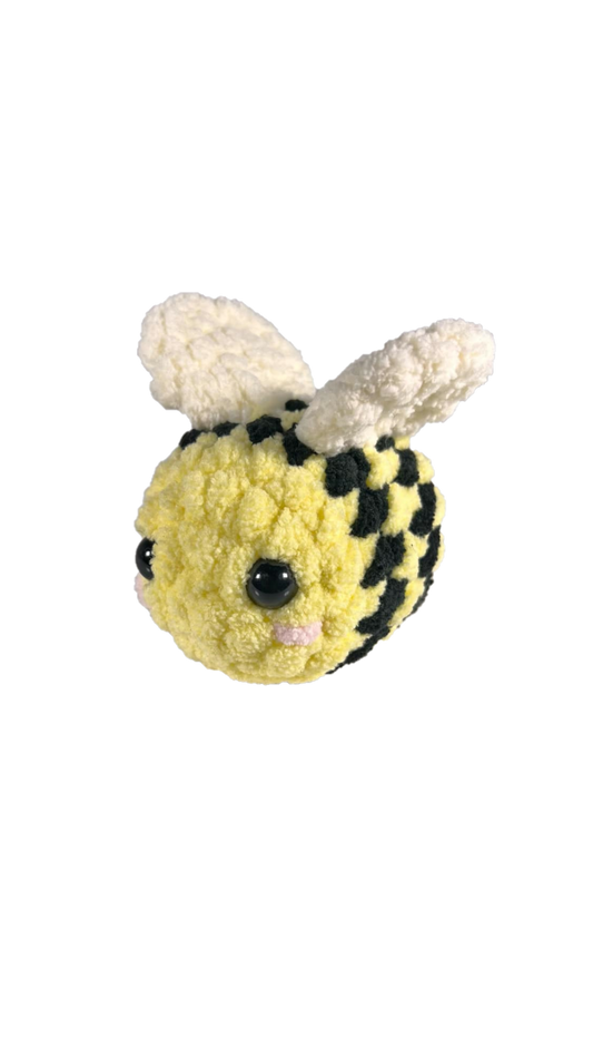 Bee | Small | Plushie (Amigurumi) | Keychain