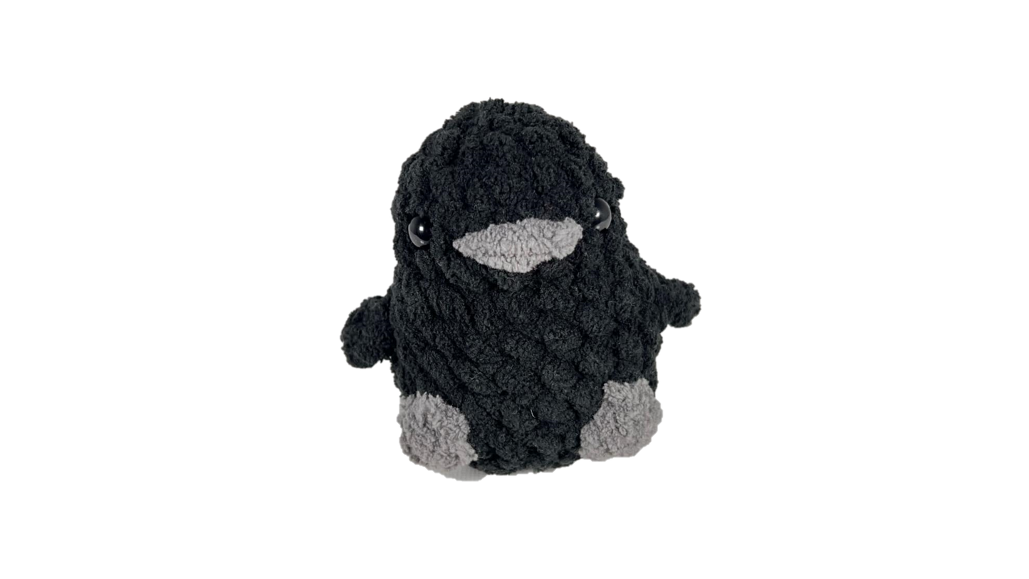 Crow Baby | Small | Bird | Plushie (Amigurumi)